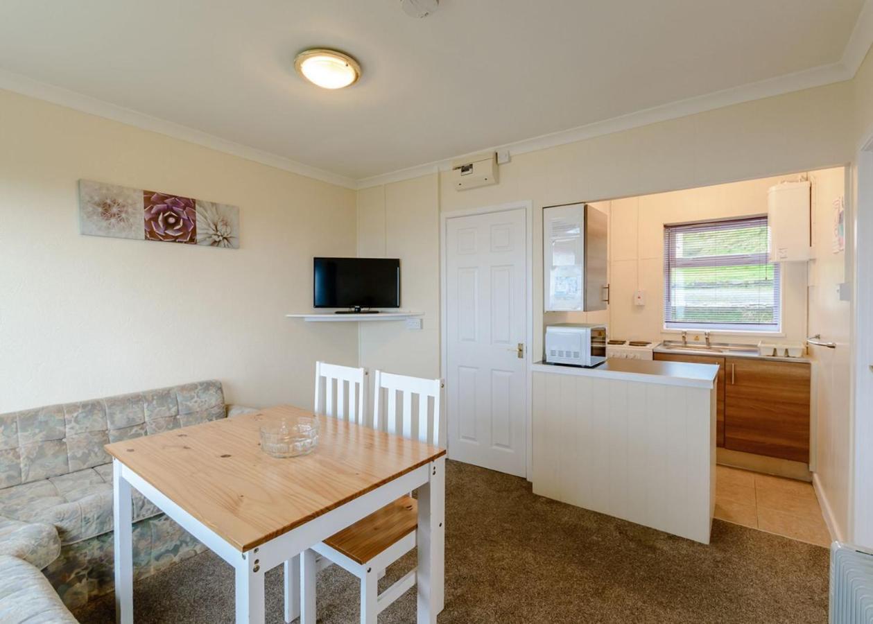 Gilfach Holiday Park Henfynyw Upper Экстерьер фото